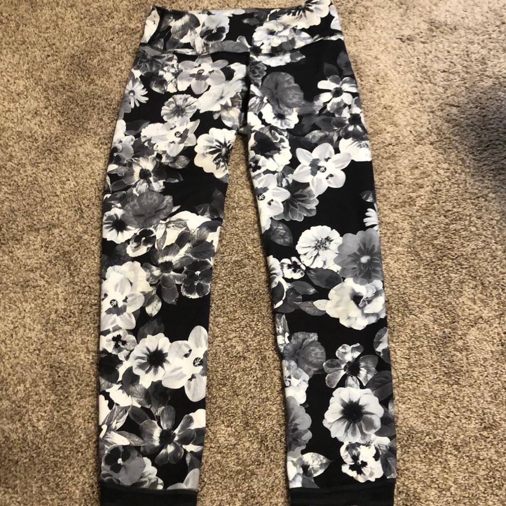 Old Navy cropped leggings (tall size)